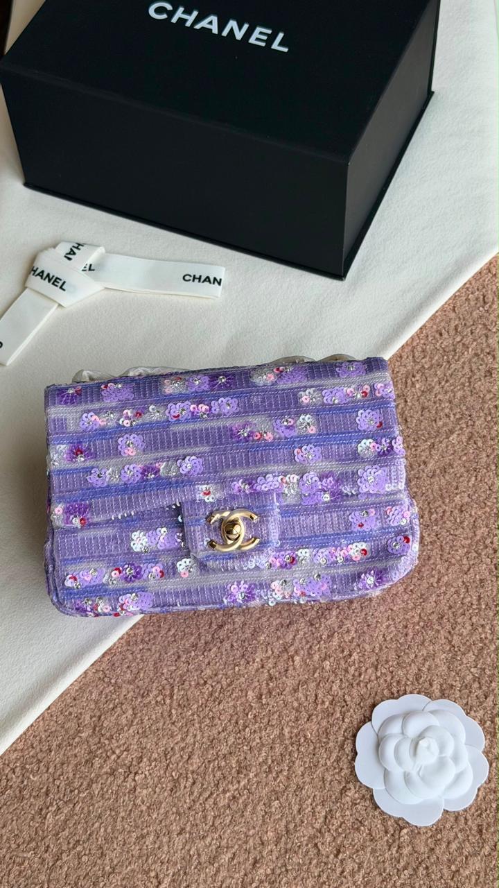 Ladies ch’nel 26 bags