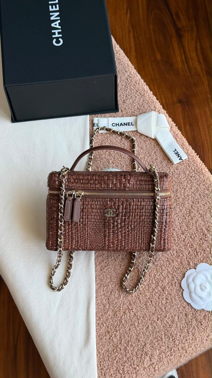 Ladies ch’nel 26 bags