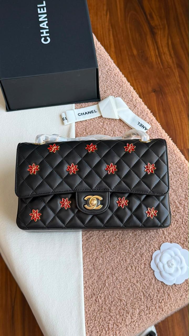 Ladies ch’nel 26 bags