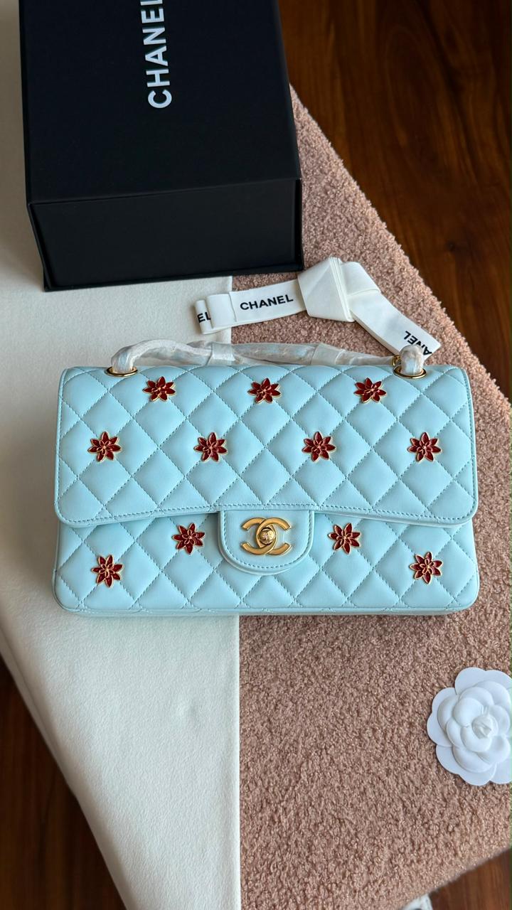 Ladies ch’nel 26 bags