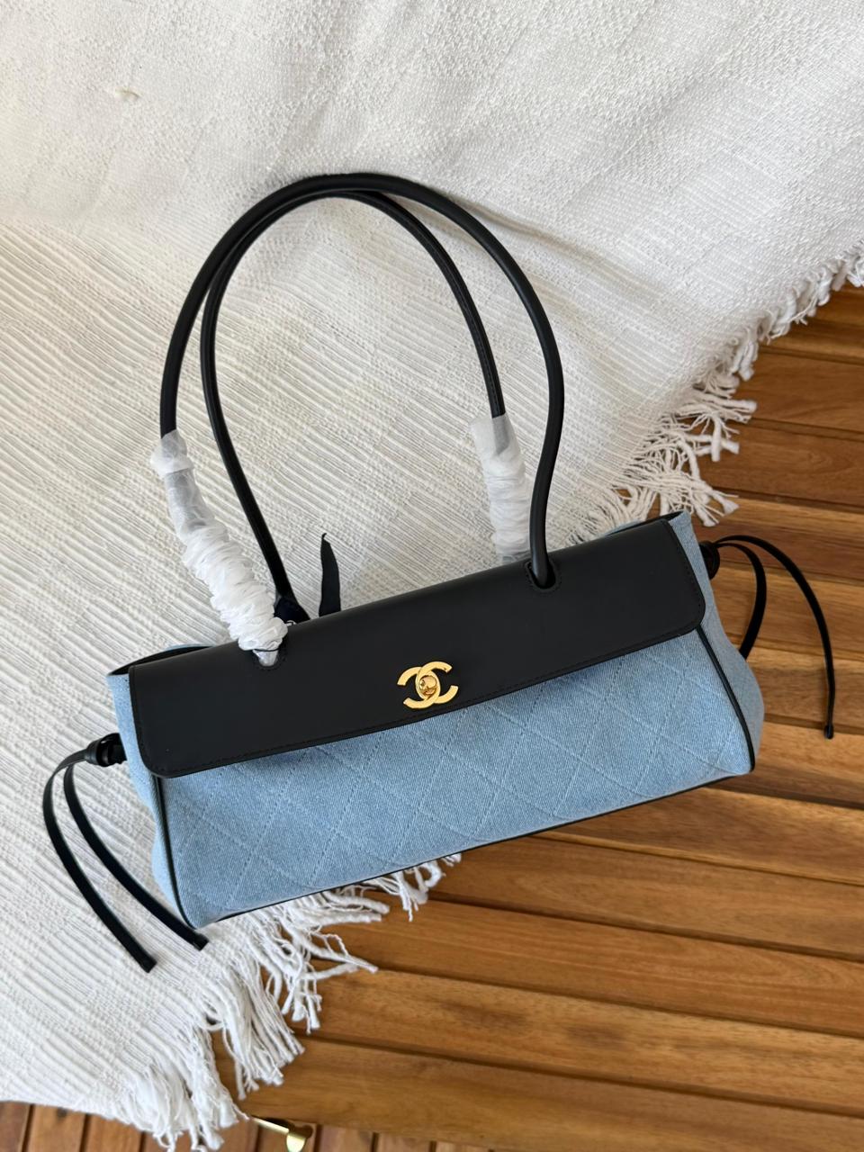 Ladies ch’nel 26 bags