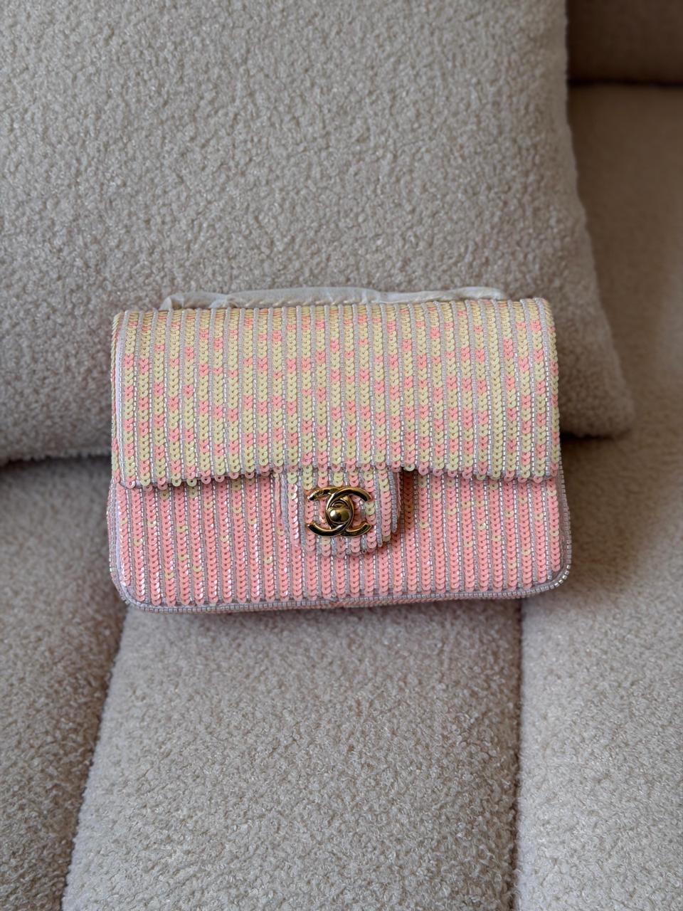Ladies ch’nel 26 bags