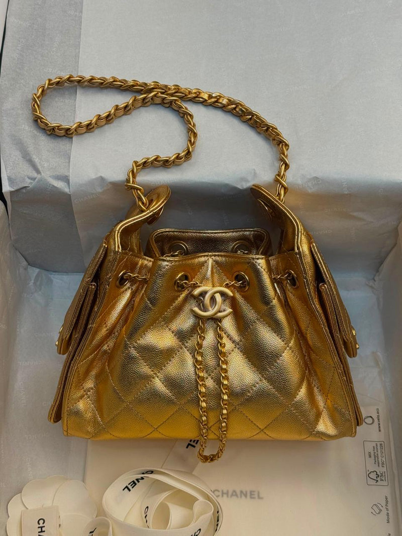 Ladies ch’nel 26 bags