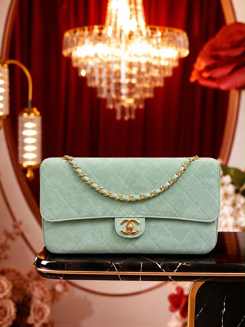 Ladies ch’nel 26 bags