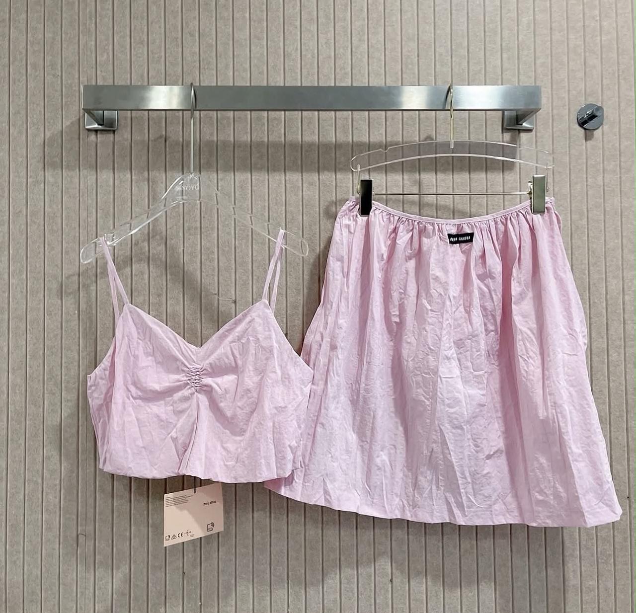 Ladies dresses