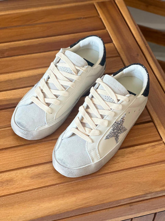 Ladies sneakers