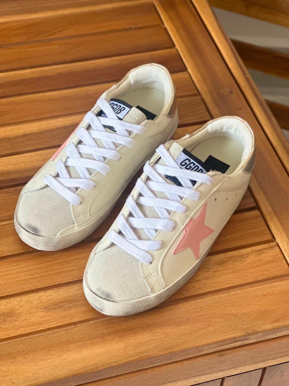 Ladies sneakers