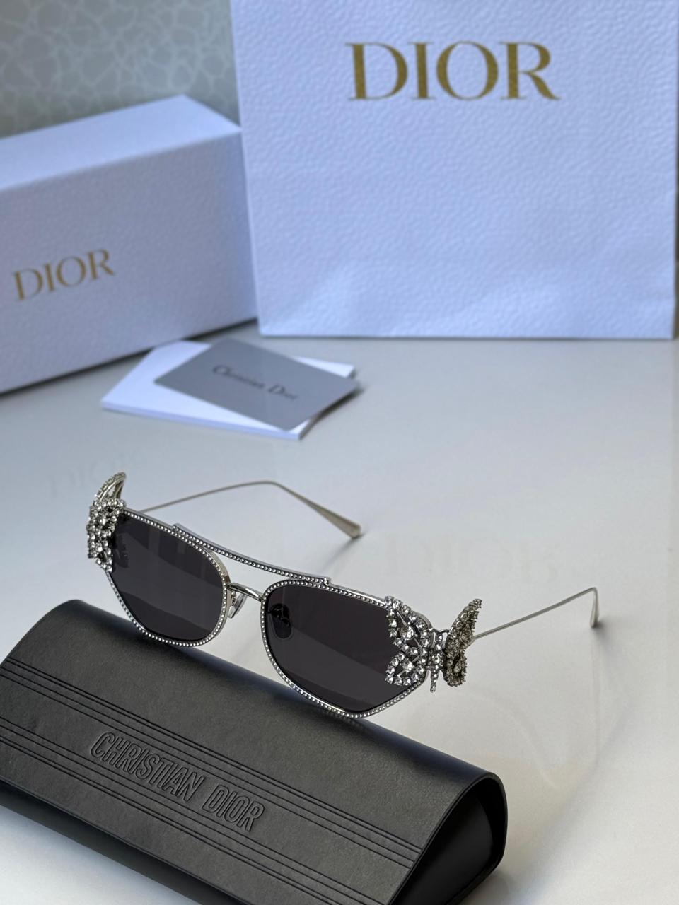 Ladies sunglasses