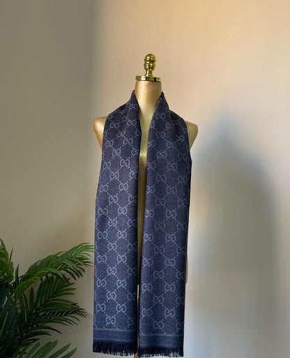 Ladies scarf