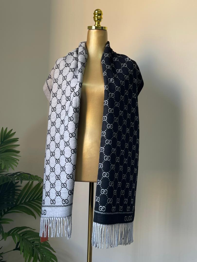 Ladies scarf