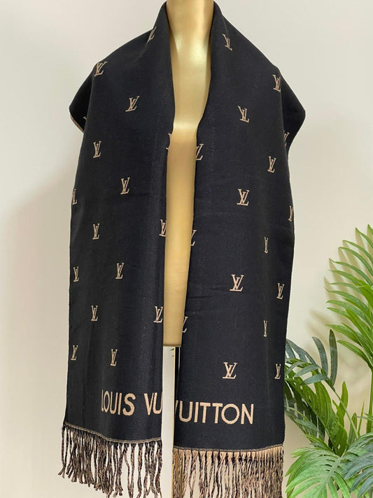 Ladies scarf