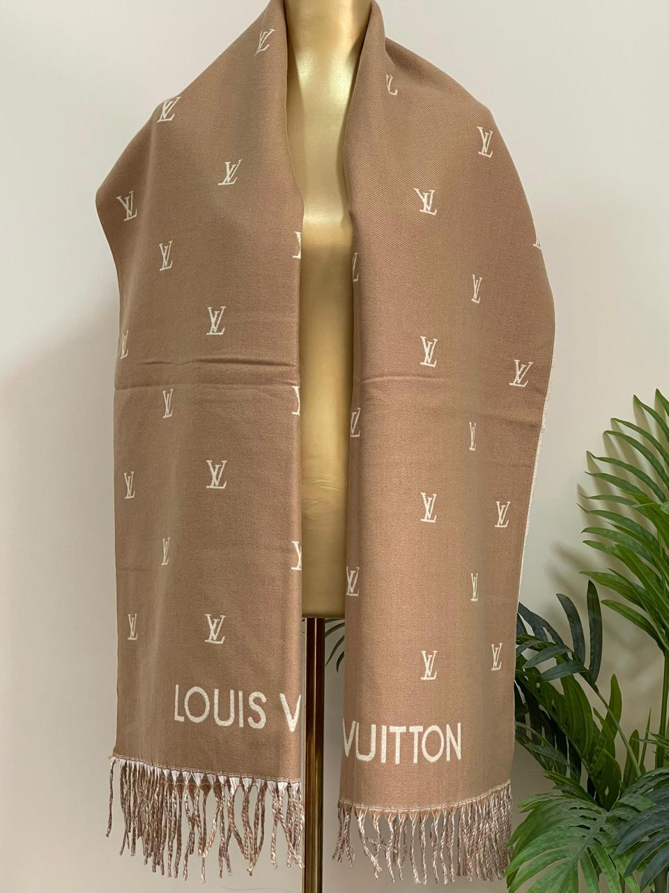 Ladies scarf