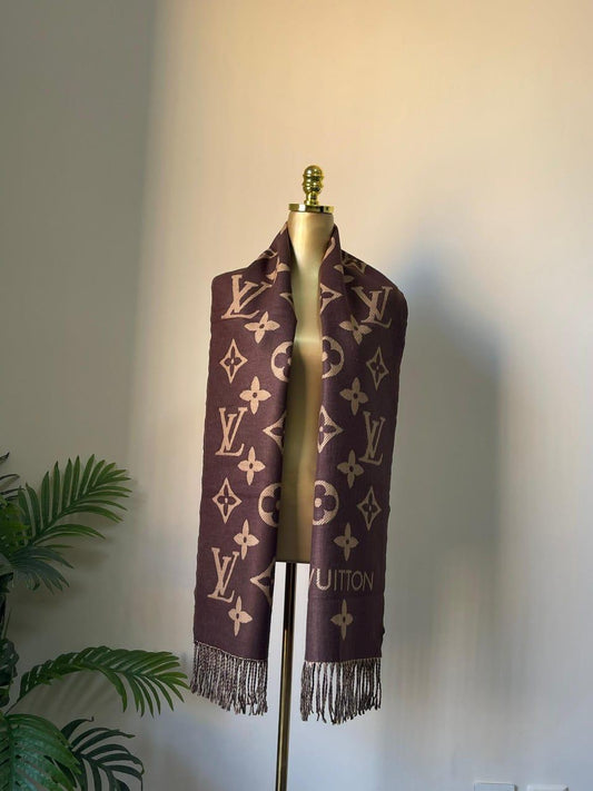 Ladies scarf