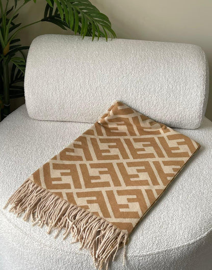 Ladies scarf