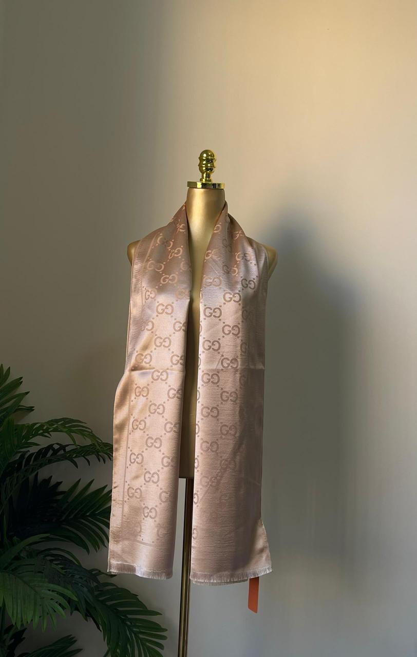 Ladies scarf