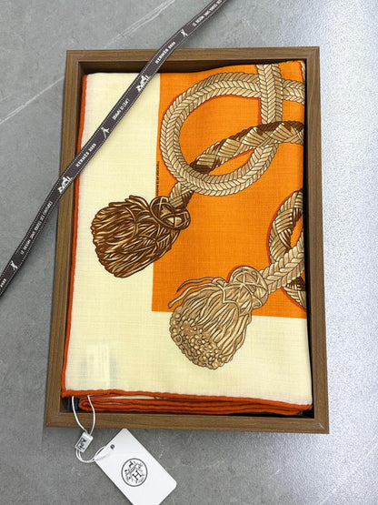 Ladies scarf