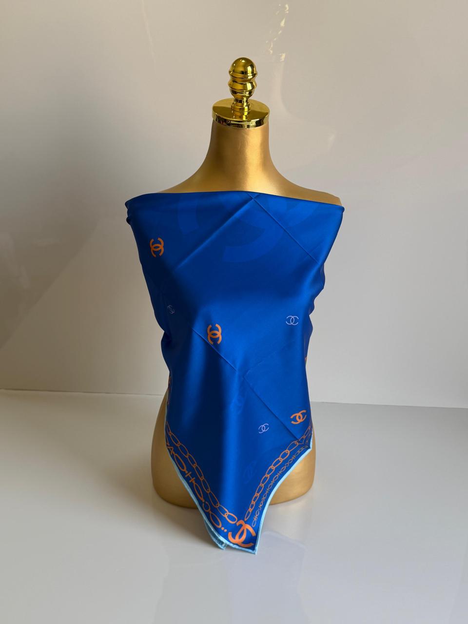Ladies scarf