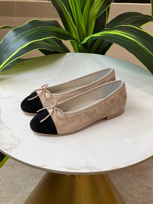 Ladies shoes
