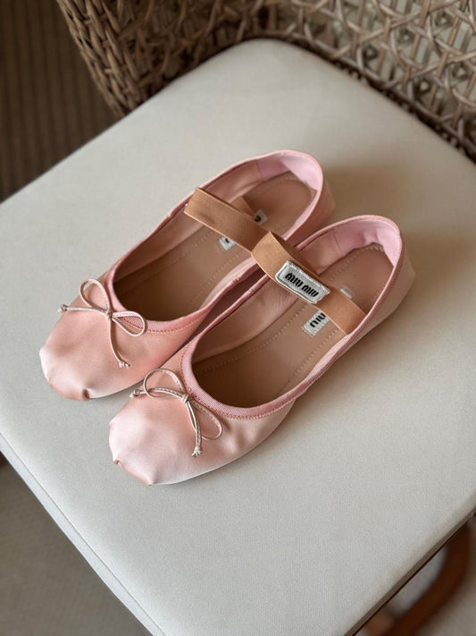Ladies shoes