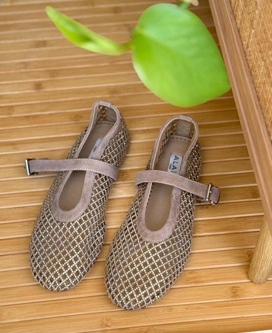 Ladies shoes