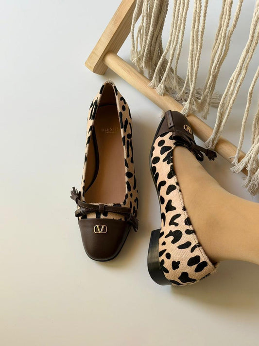 Ladies shoes