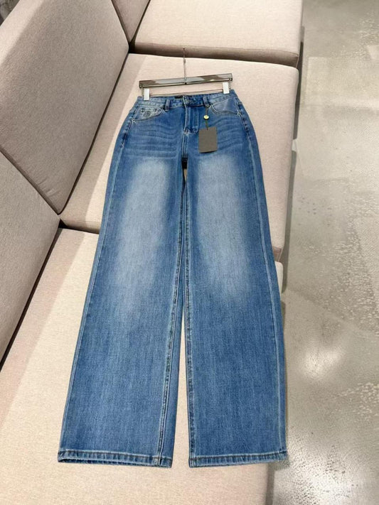 Ladies pants & shorts