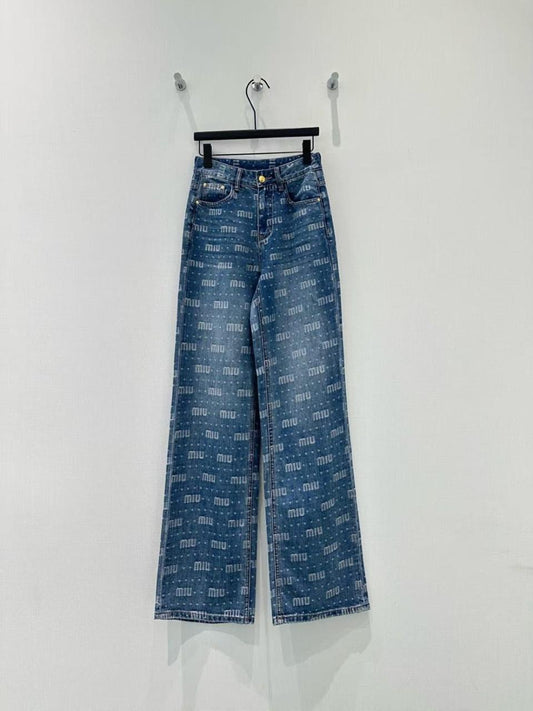 Ladies pants & shorts