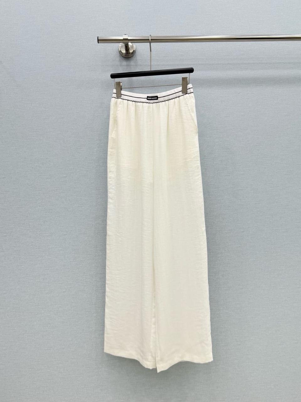 Ladies pants & shorts