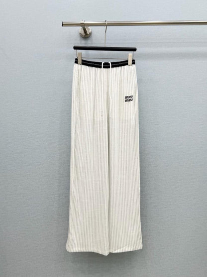 Ladies pants & shorts