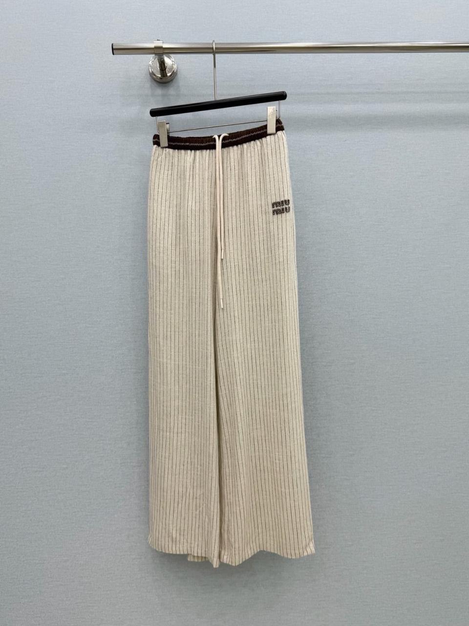 Ladies pants & shorts