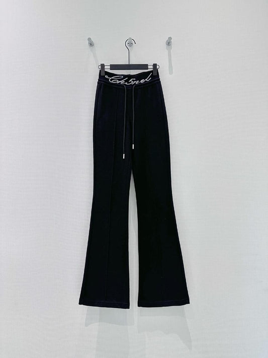 Ladies pants & shorts