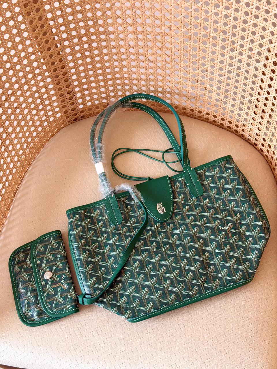 Ladies G*yard bags