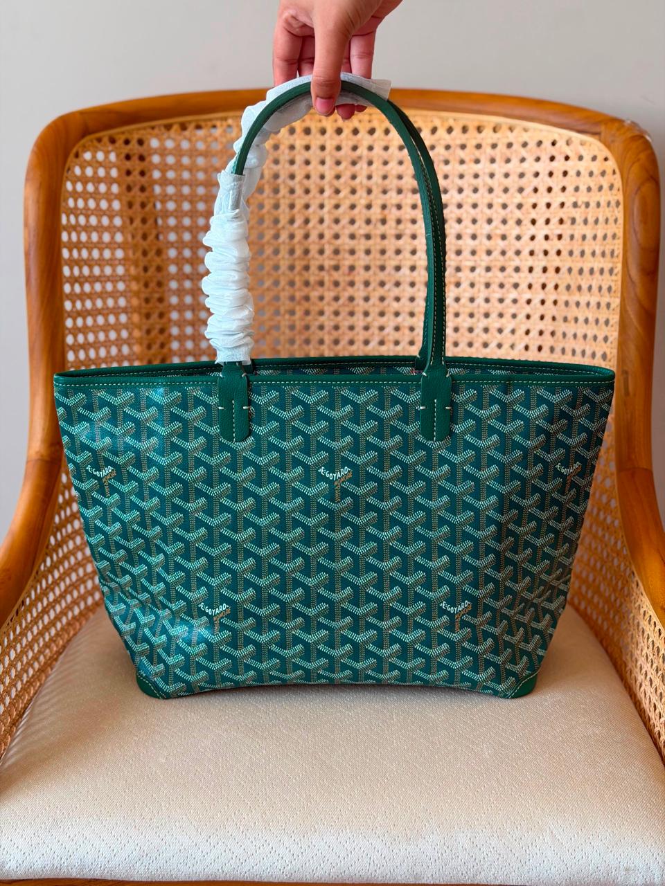 Ladies G*yard bags