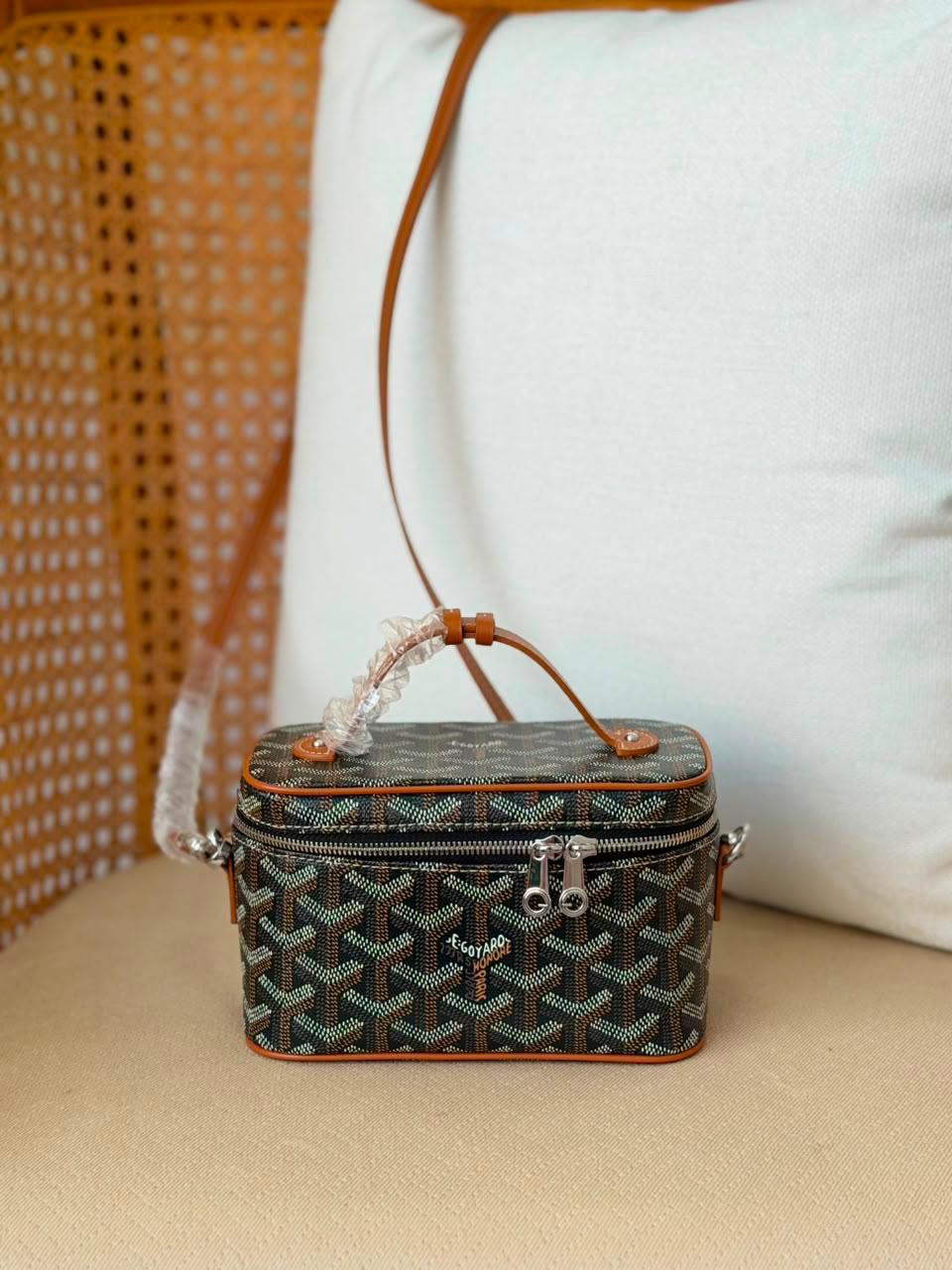 Ladies G*yard bags