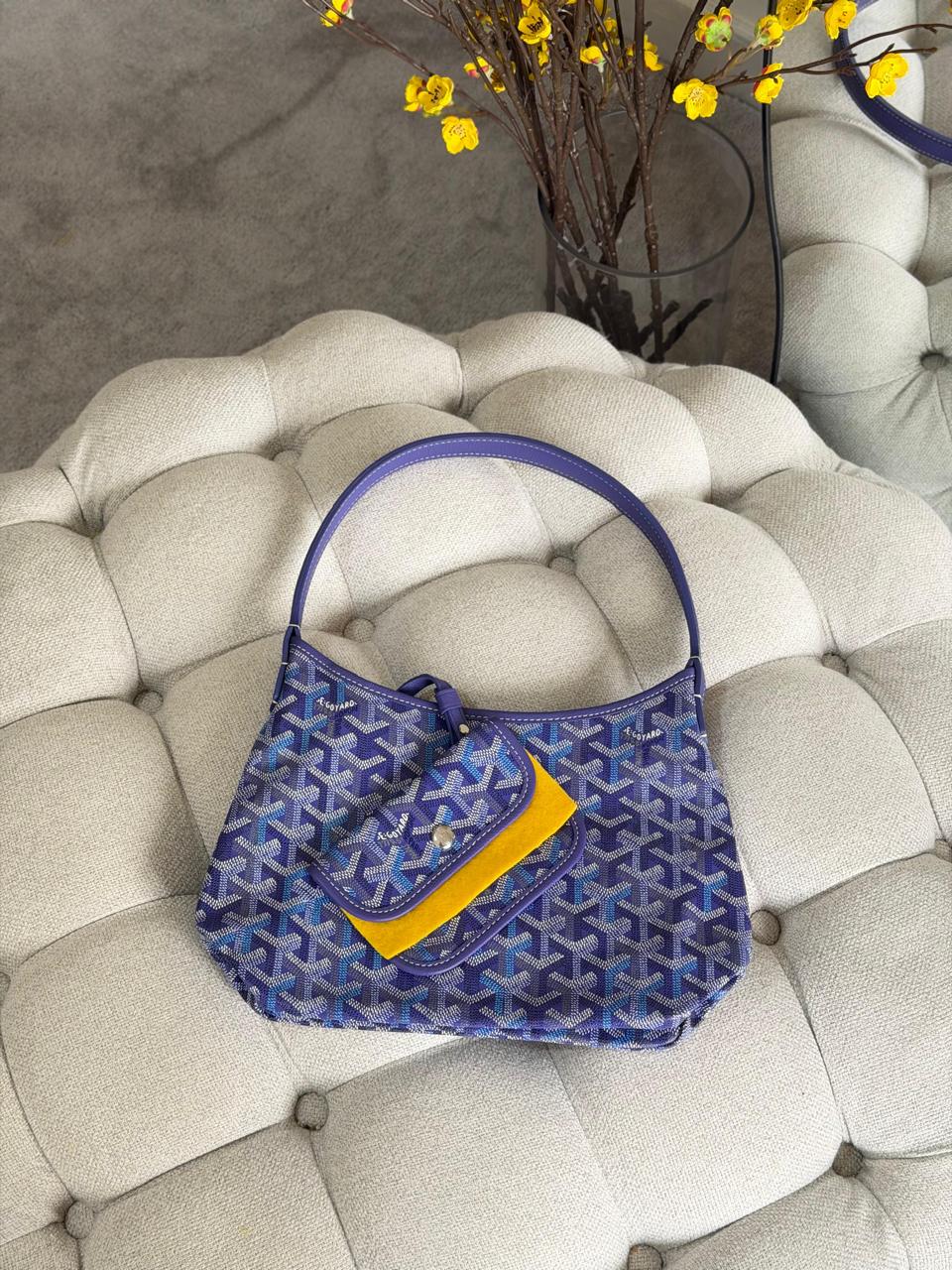 Ladies G*yard bags