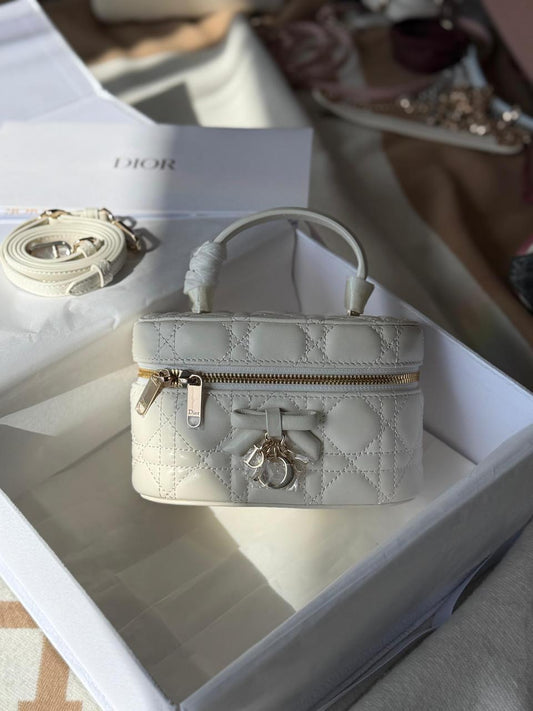 Ladies Di*r bags