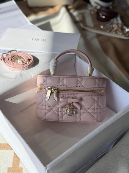 Ladies Di*r bags