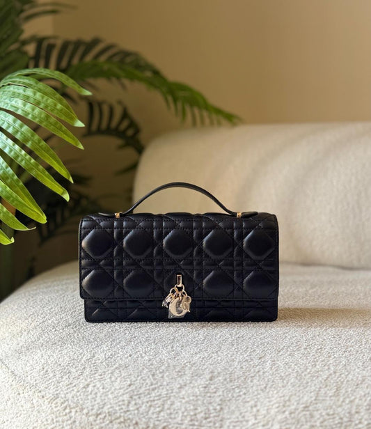 Ladies Di*r bags
