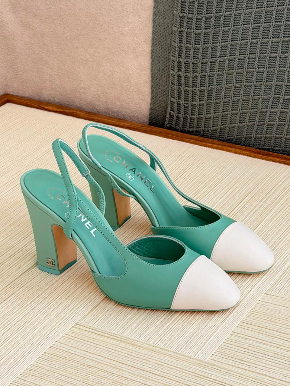 Ladies heels