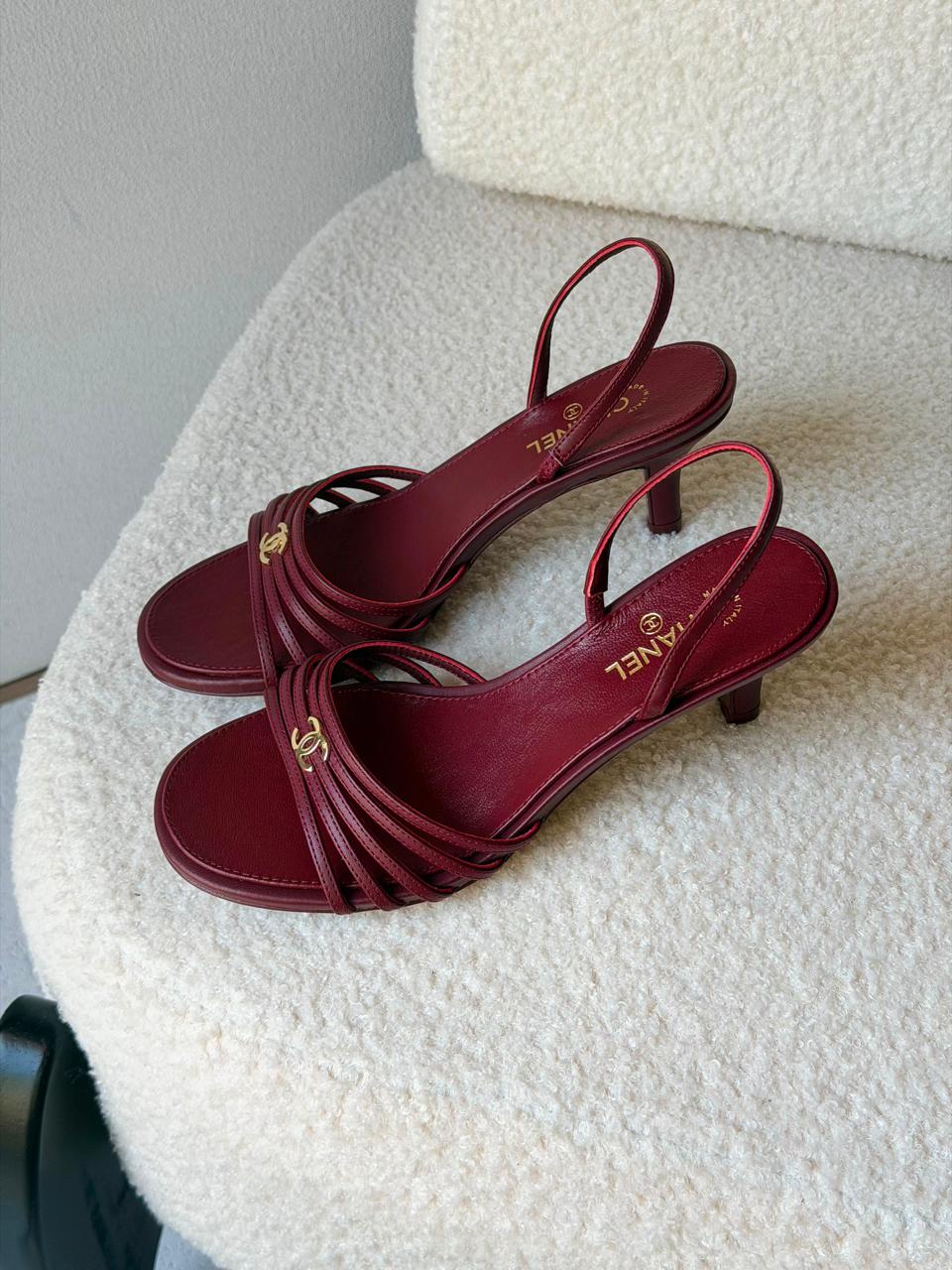 Ladies heels