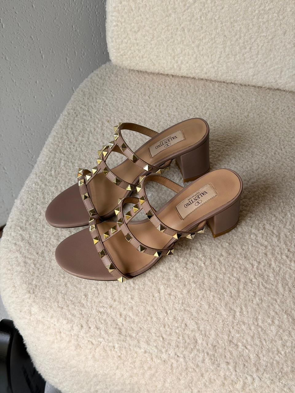 Ladies heels
