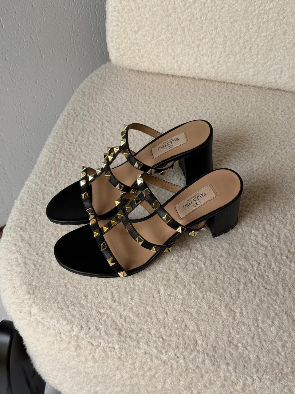 Ladies heels
