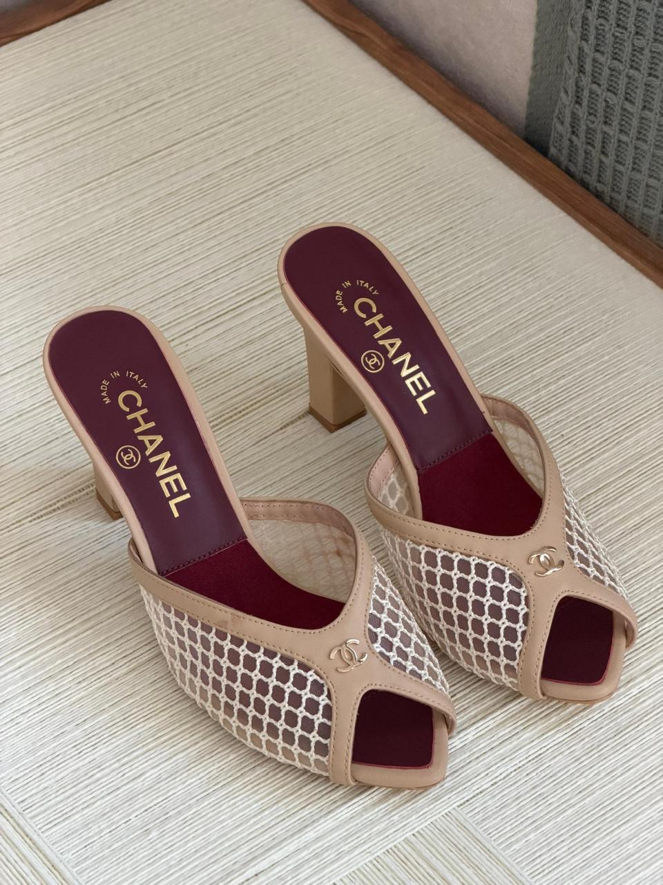 Ladies heels