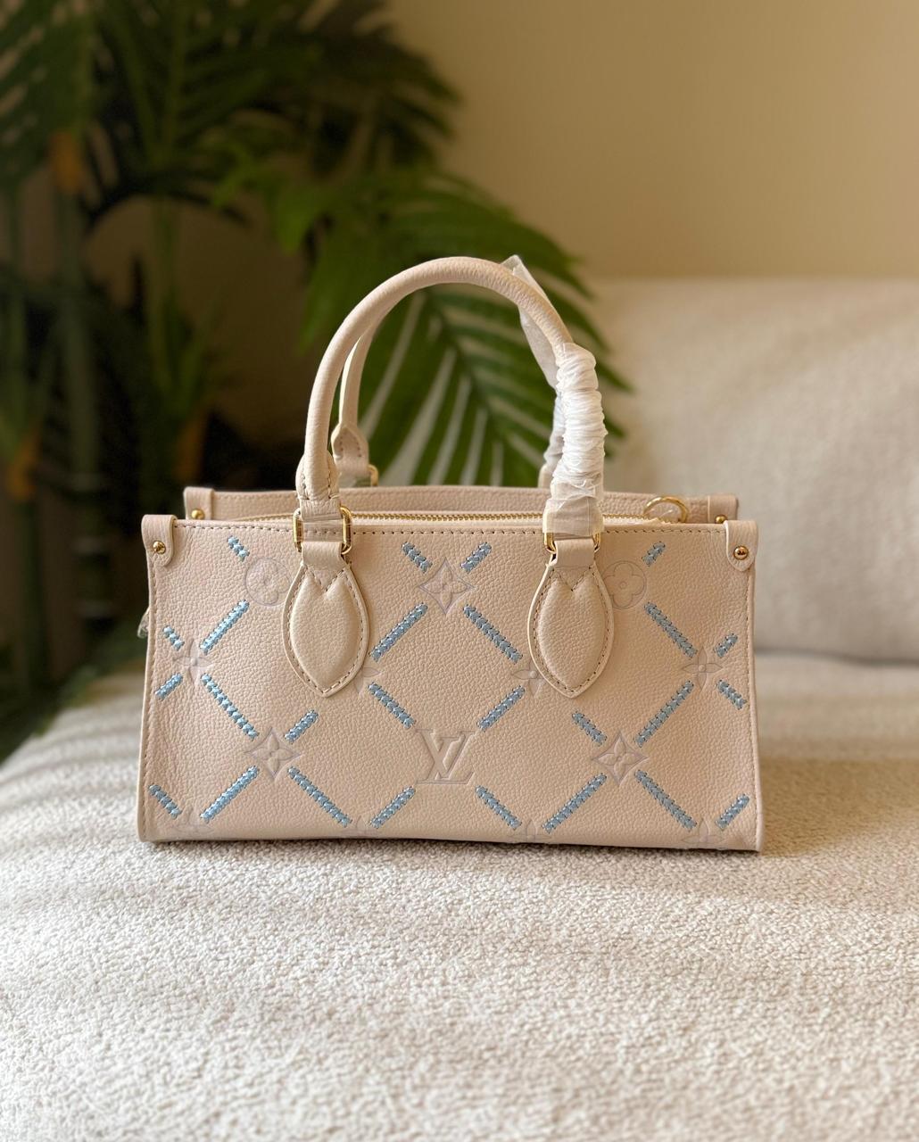 Ladies L*vi   Bags