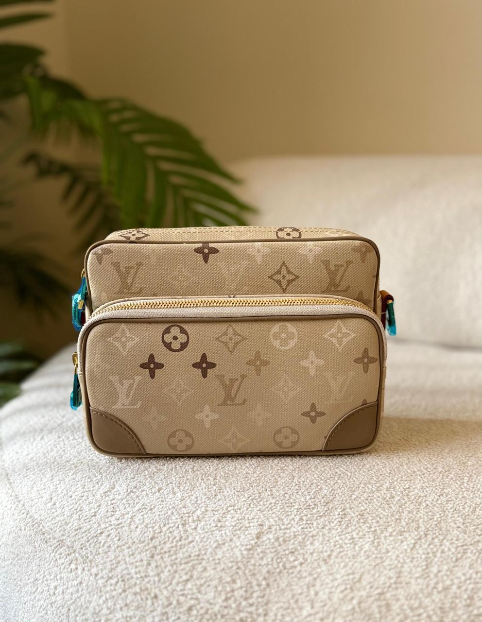 Ladies L*vi   Bags