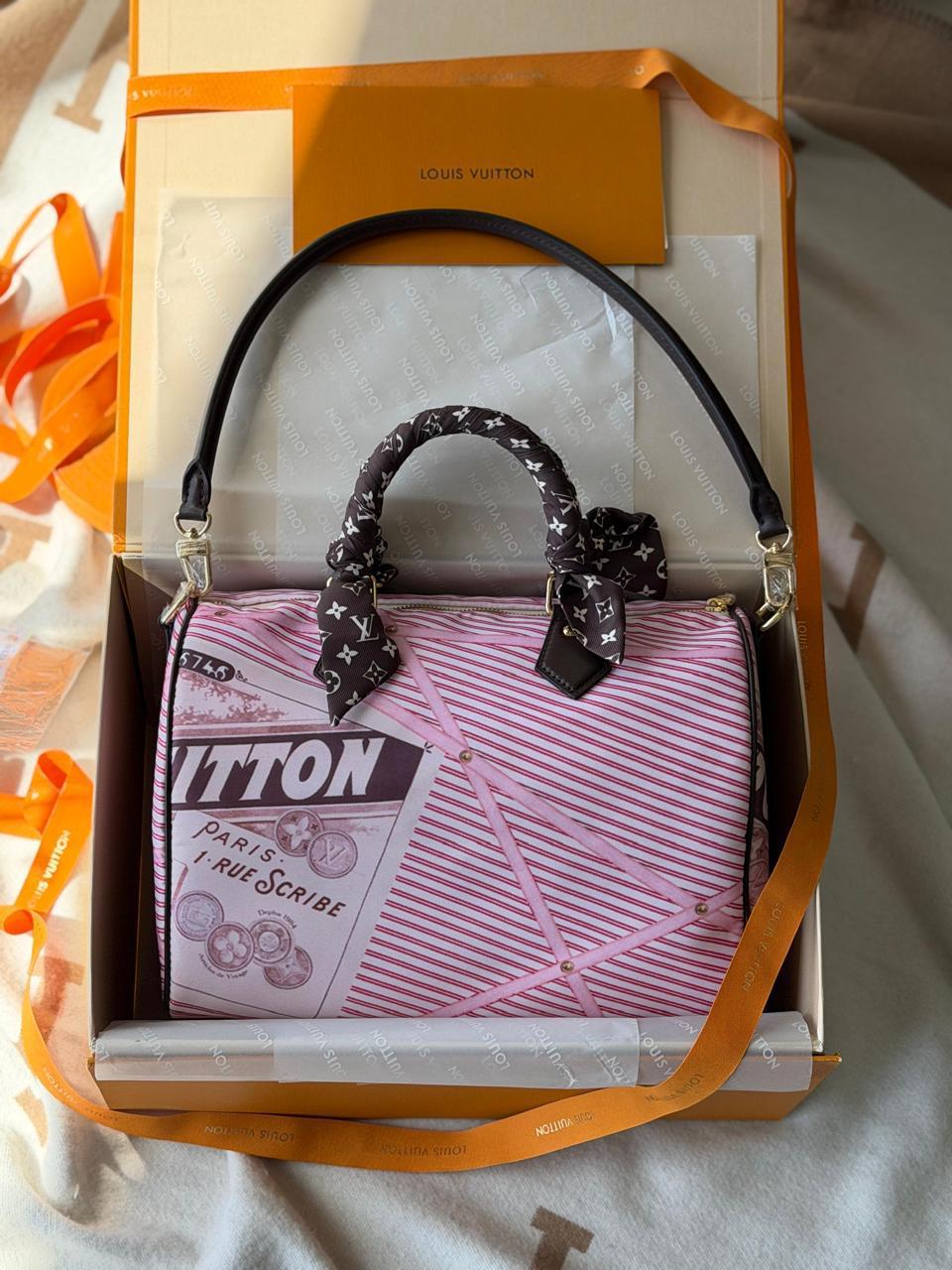 Ladies L*vi   Bags