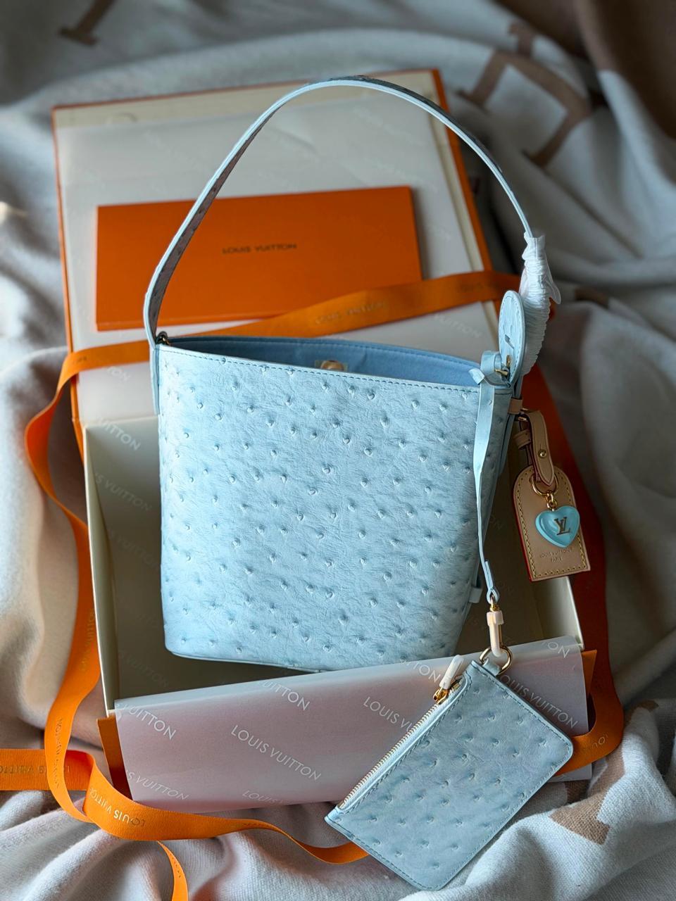 Ladies L*vi   Bags