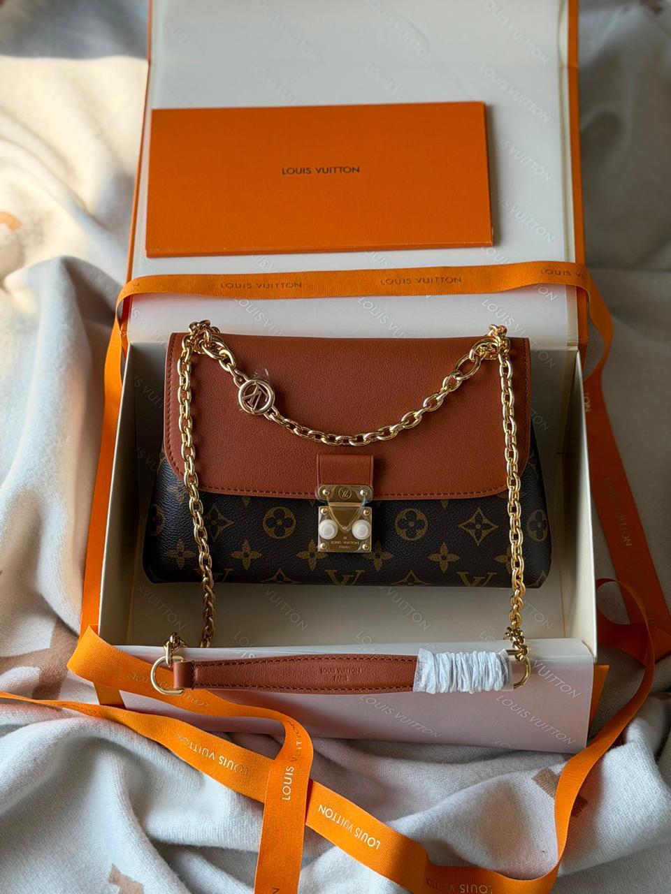 Ladies L*vi   Bags
