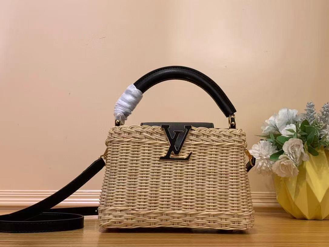 Ladies L*vi   Bags