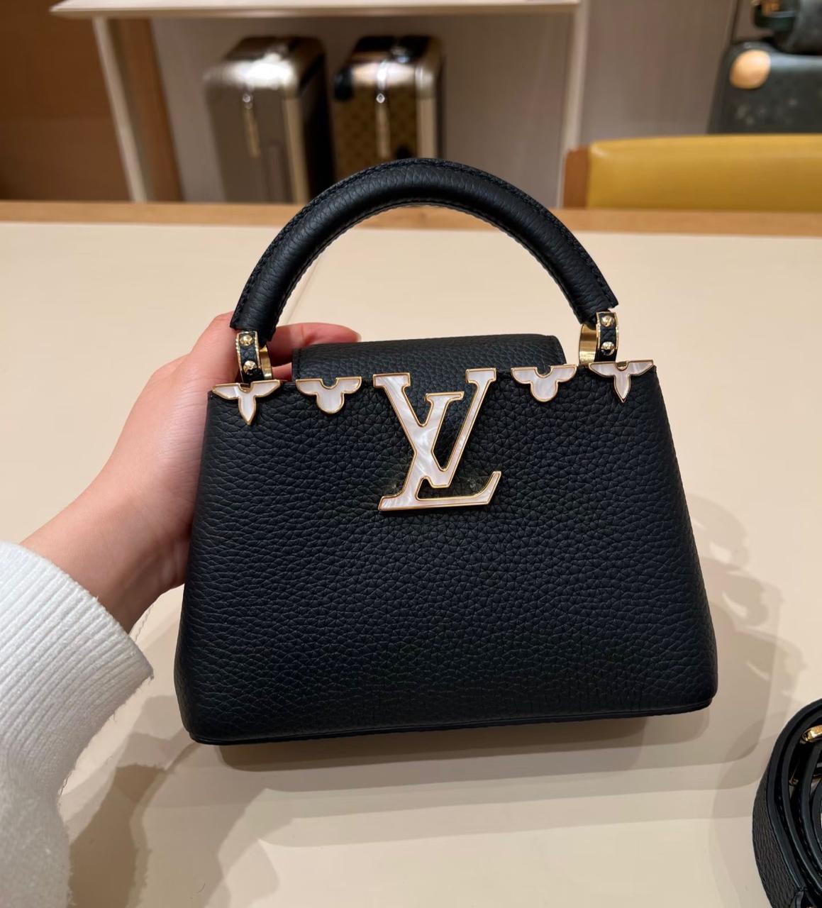 Ladies L*vi   Bags